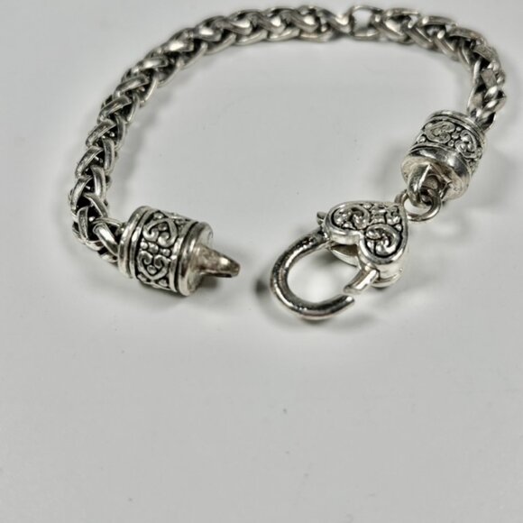 Silver toned bracelet - Picture 2 of 4